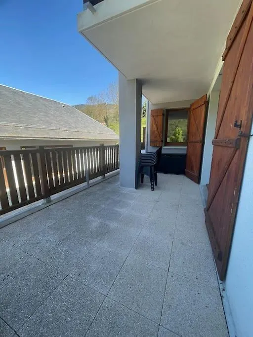 Charmant Appartement Avec Terrasse Arreau Apartmán